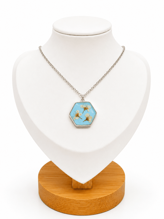 Collana Artigianale con Fiori di Campo Essiccati in Resina Azzurra – Acciaio Inossidabile - ANIMO