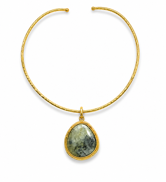 Choker Prehnite Dorato – Collana Semirigida con Pietra Naturale